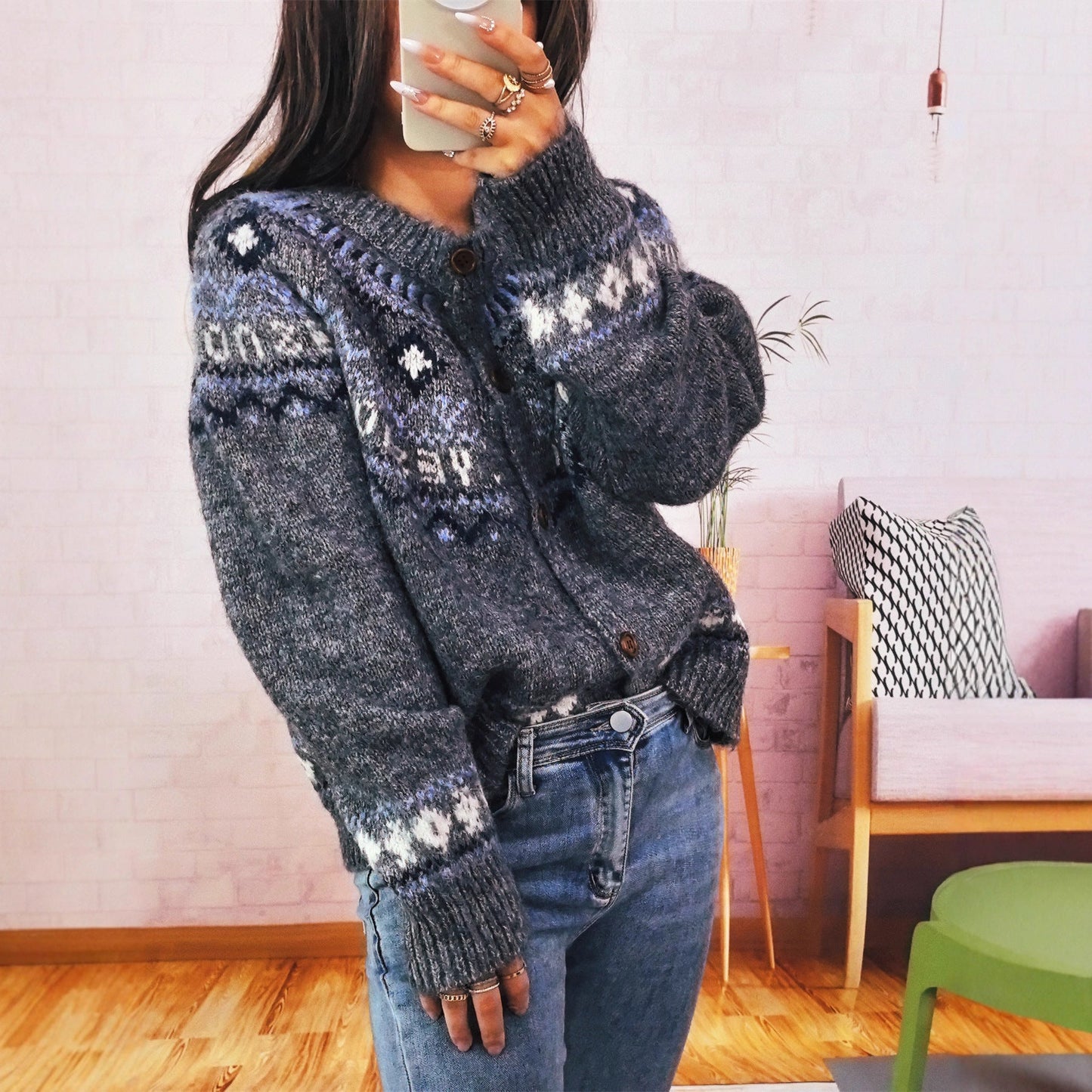 CozyWeave Damkofta – Mjukt Ull Nordeuropeiskt Mönster med Träknappar