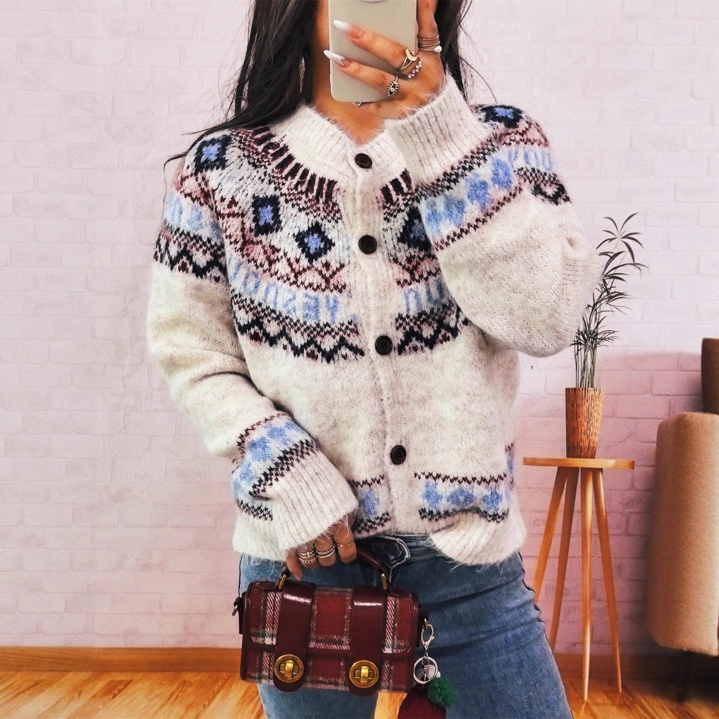 CozyWeave Damkofta – Mjukt Ull Nordeuropeiskt Mönster med Träknappar